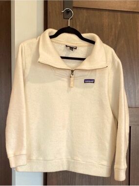 Patagonia Cream Quarter-Zip Fleece Pullover- women:L